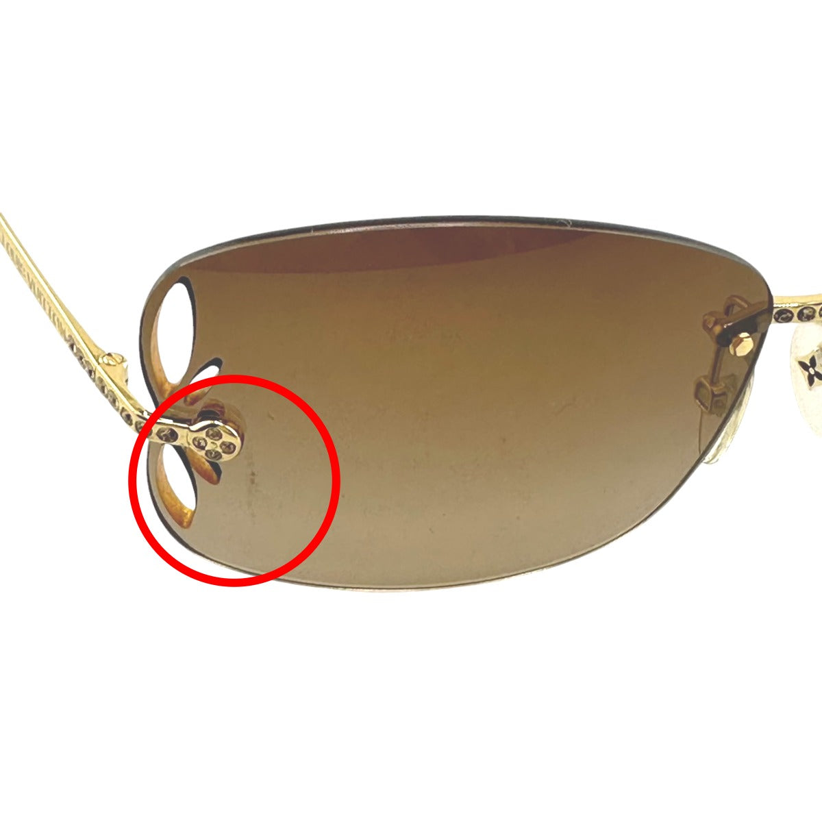 ルイヴィトン LOUIS VUITTON サングラス
サングラス 62□15 リリーストラス Not specified(指定なし) Z0640U ゴールド LV
【SS】
【中古】