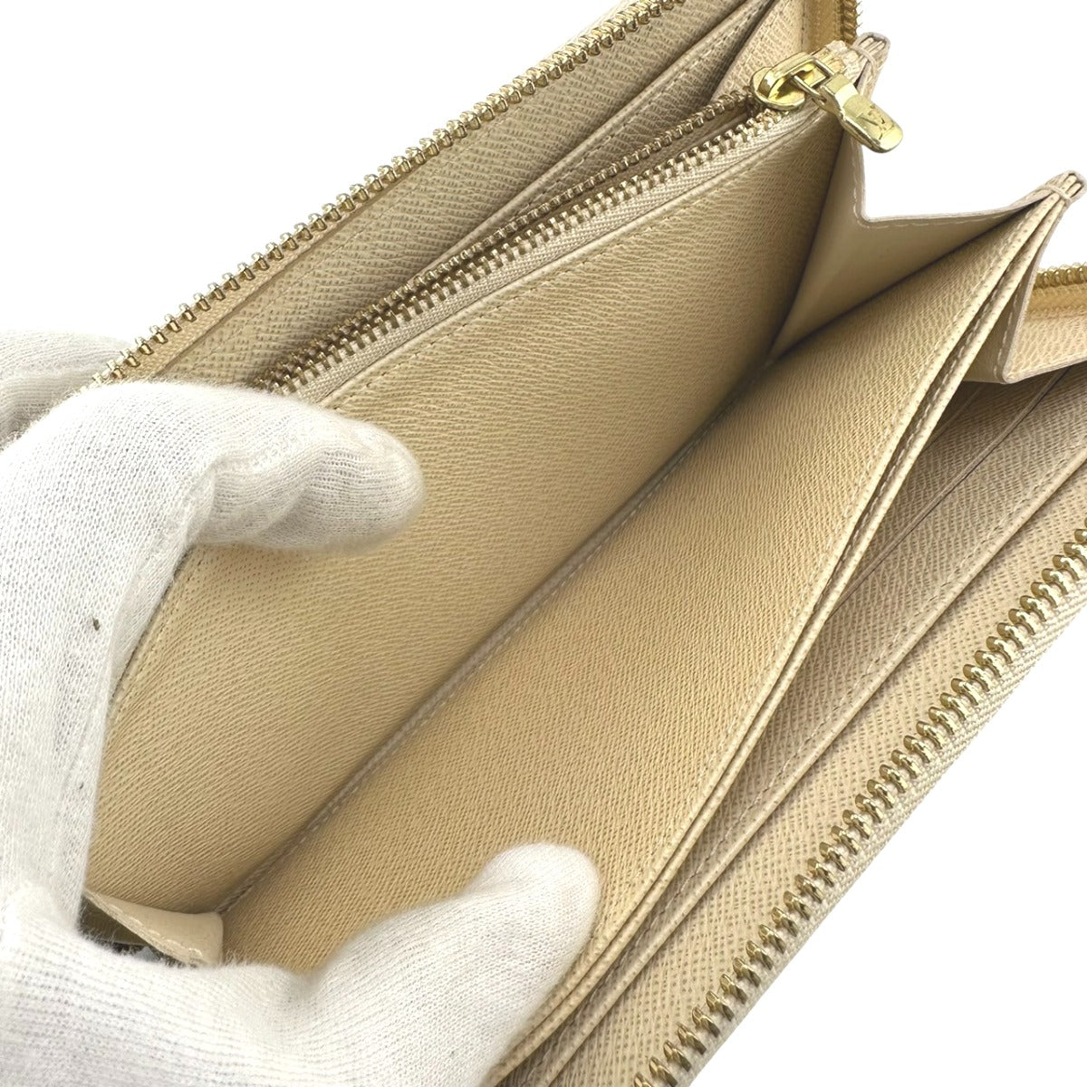 ルイヴィトン LOUIS VUITTON 長財布
ラウンドファスナー アズール ジッピー・ウォレット ダミエアズールキャンバス N60019 ホワイト LV
【SS】
【中古】