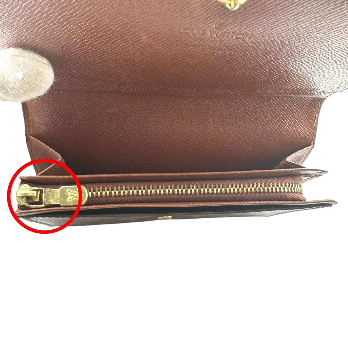 ルイヴィトン LOUIS VUITTON 二つ折り財布
L字ファスナー モノグラム ポルトモネビエ・トレゾール モノグラムキャンバス M61730 ブラウン LV
【SS】
【中古】