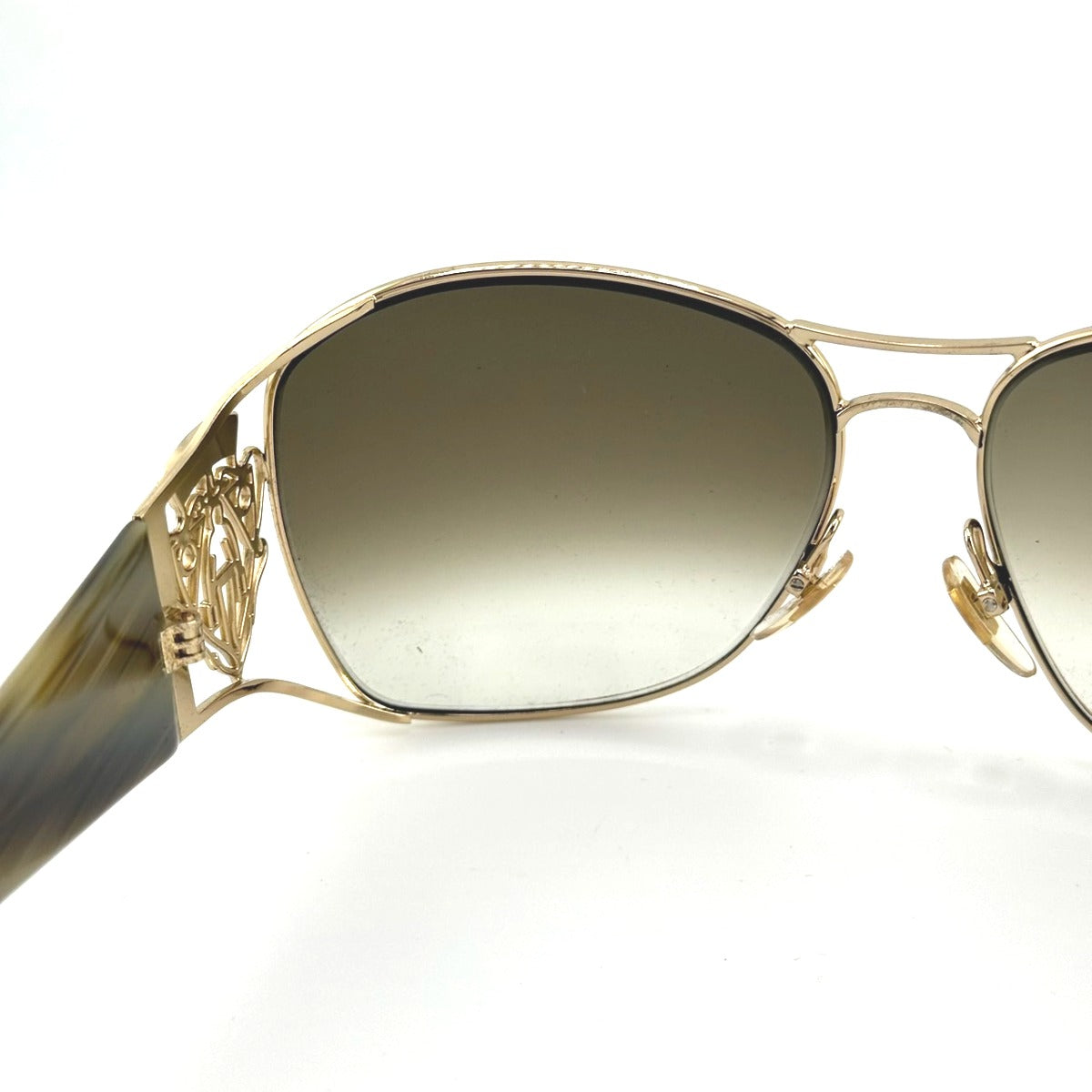 グッチ GUCCI サングラス
サングラス 60□15 105 2827/S プラスチック GG2827 ブラウン 【SS】
【中古】