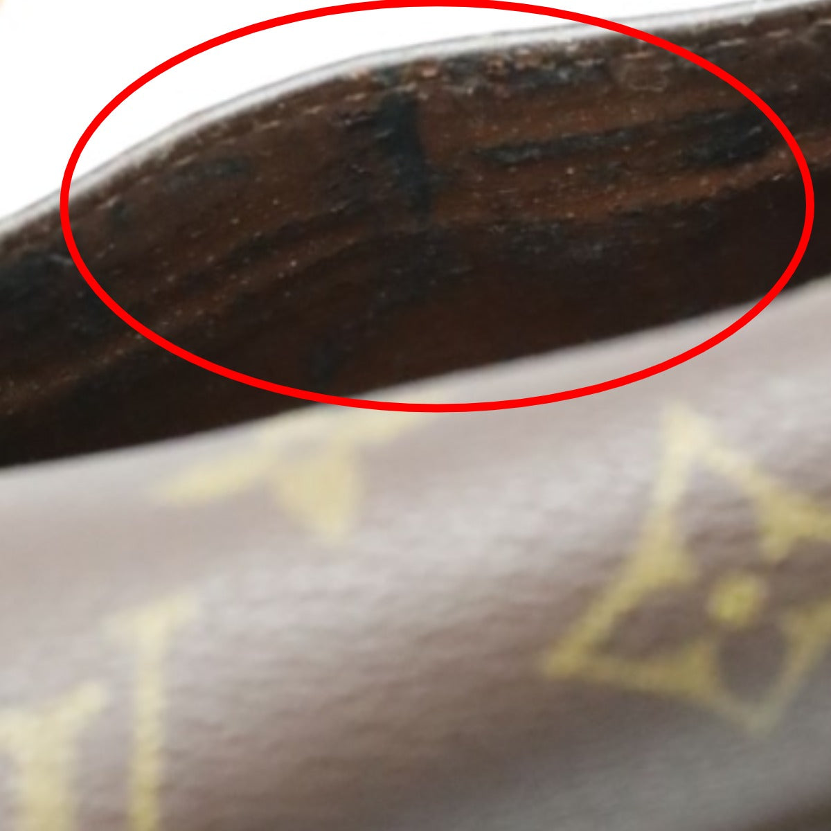 ルイヴィトン LOUIS VUITTON ショルダーバッグ
斜めがけ モノグラム サンクルー M51243 ブラウン LV
【SS】
【中古】