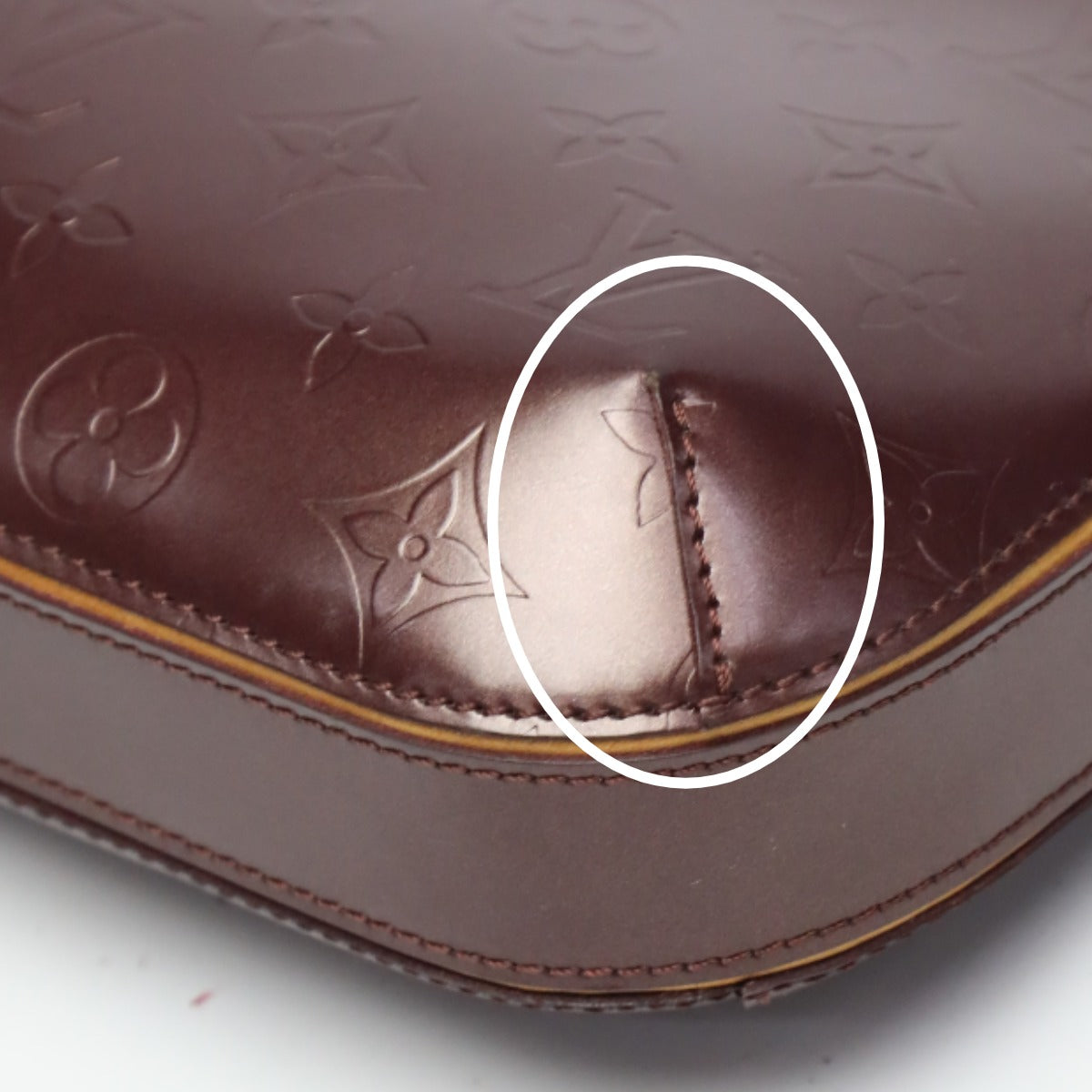 ルイヴィトン LOUIS VUITTON ハンドバッグ
ミニバッグ モノグラムマット ファウラ M55146 ヴィオレ LV
【SS】
【中古】