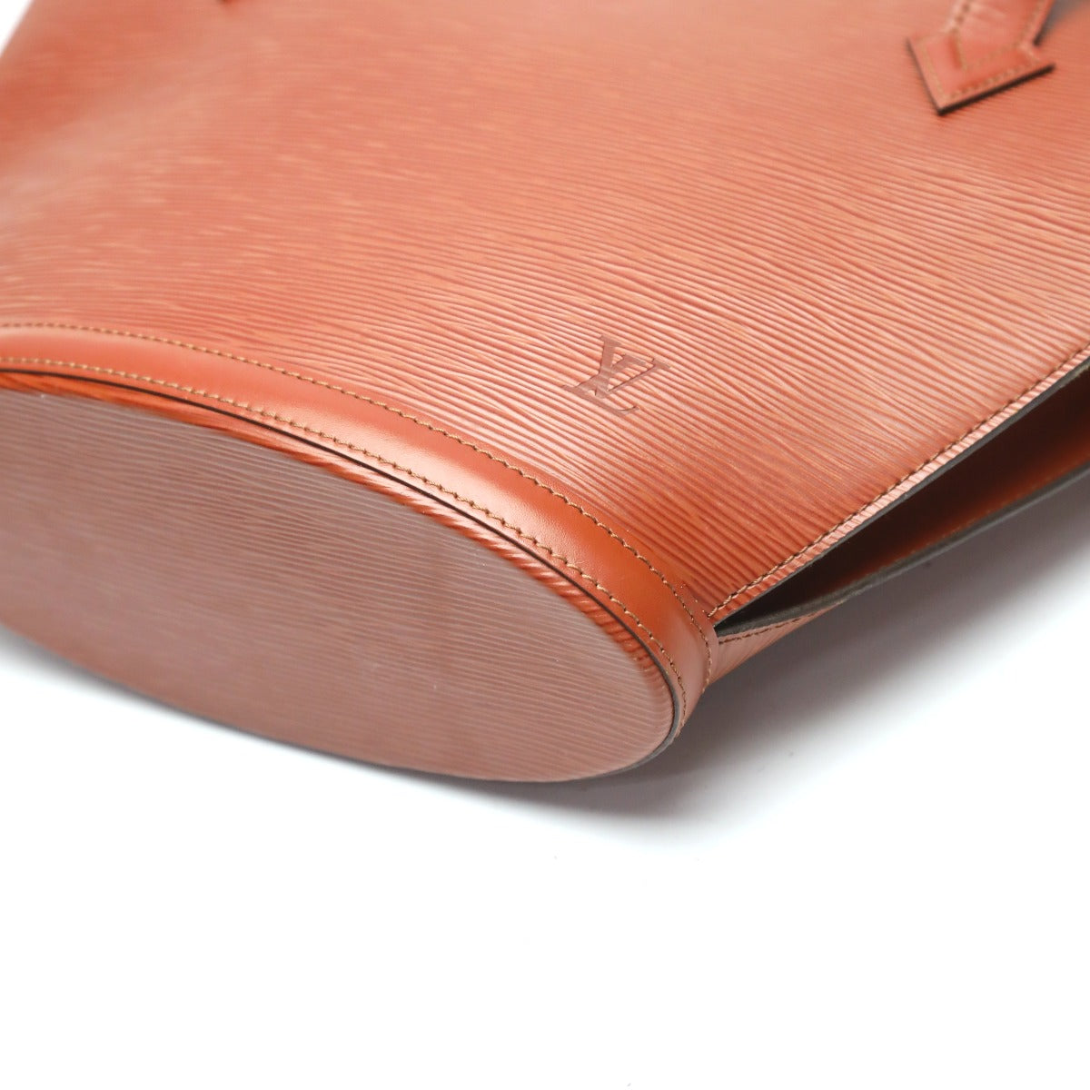 ルイヴィトン LOUIS VUITTON ハンドバッグ
トートバッグ エピ サンジャックポワニエロング エピレザー M52333 ケニアブラウン LV
【SS】
【中古】