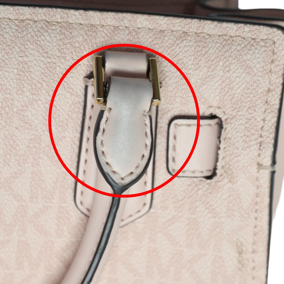 マイケルコース Michael Kors ハンドバッグ
2wayショルダーバッグ ロックペンダント PVC ピンク 【SS】
【中古】
