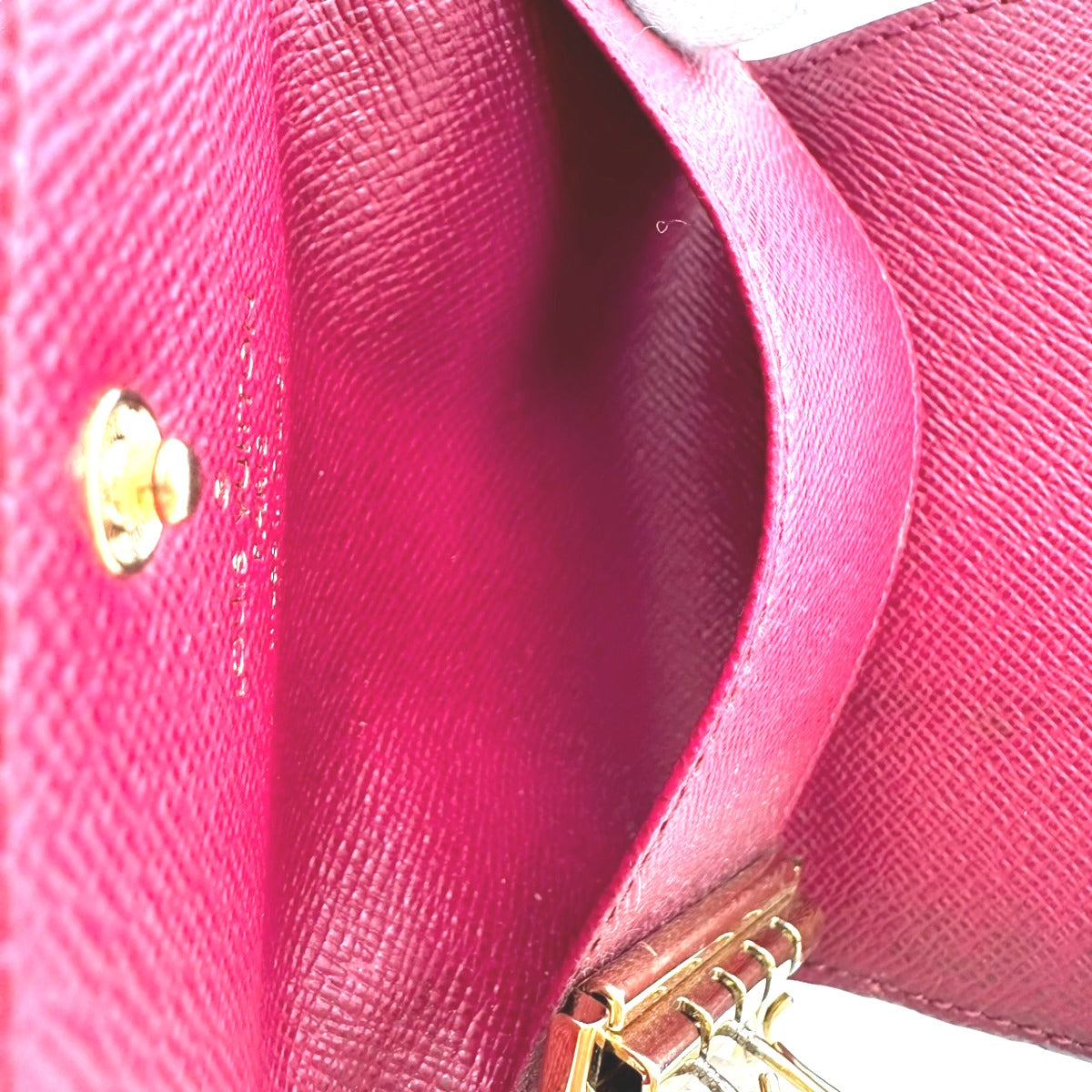 ルイヴィトン LOUIS VUITTON キーケース
ミュルティクレ4 モノグラム キーケース4本用 モノグラムキャンバス M62631 ブラウン LV
【SS】
【中古】