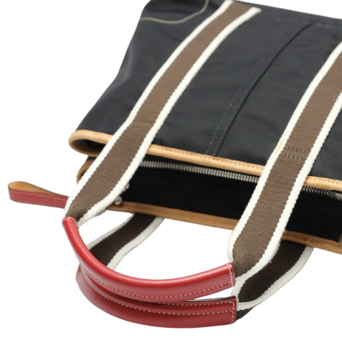 コーチ COACH トートバッグ
ハンドバッグ ナイロン ハンプトンズウィークエンドトート ナイロン J3K-5078 マルチカラー 【SS】
【中古】