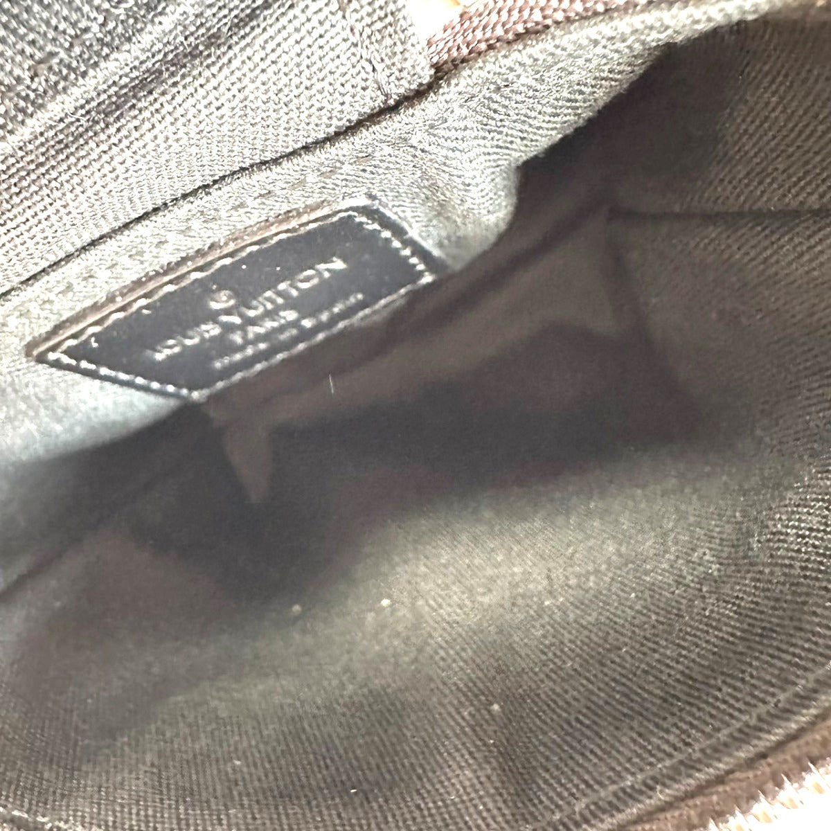 ルイヴィトン LOUIS VUITTON ポーチ
ウエストポーチ モノグラム グラセ レイ モノグラムグラセレザー M46550 ブラウン LV
【SS】
【中古】