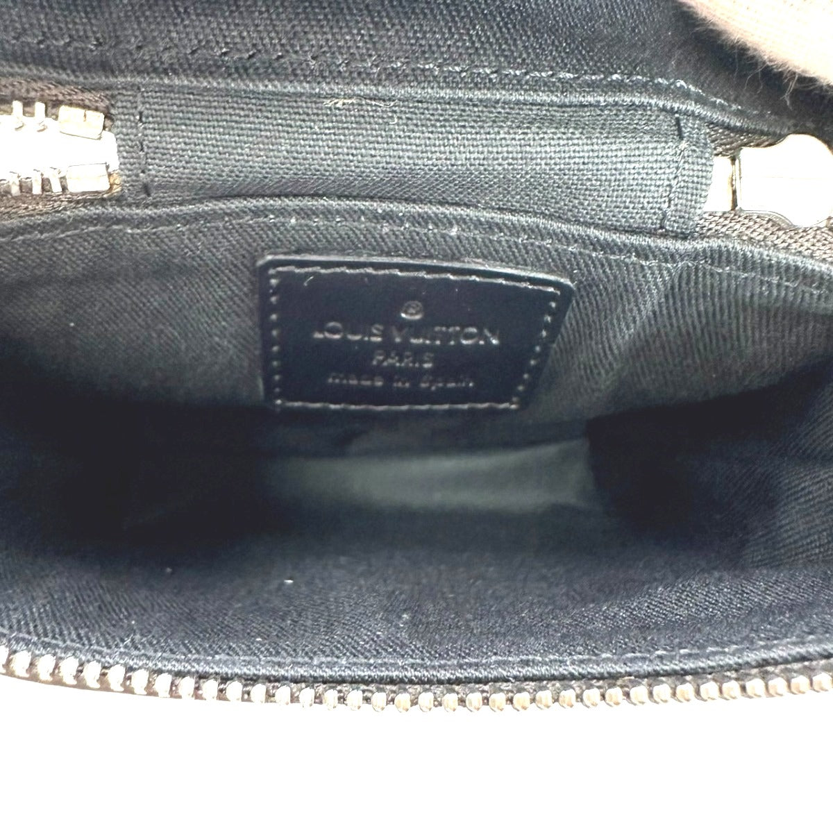 ルイヴィトン LOUIS VUITTON ポーチ
ウエストポーチ モノグラム グラセ レイ モノグラムグラセレザー M46550 ブラウン LV
【SS】
【中古】