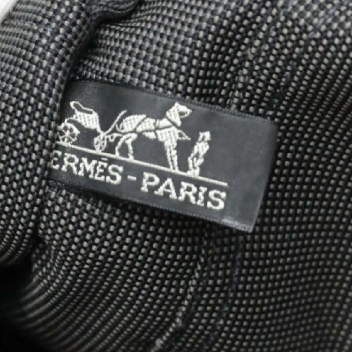エルメス HERMES トートバッグ
ハンドバッグ エールライン キャンバス グレー 【SS】
【中古】