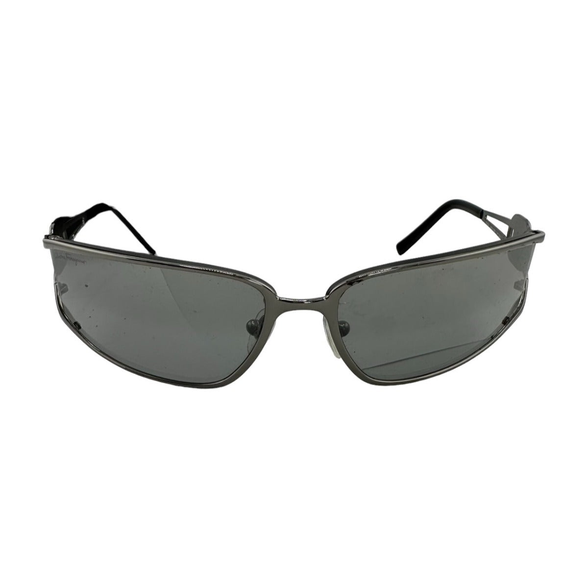 サルヴァトーレフェラガモ Salvatore Ferragamo サングラス
1082 502/88 63□11 120 プラスチック 1082 シルバー 【SS】
【中古】