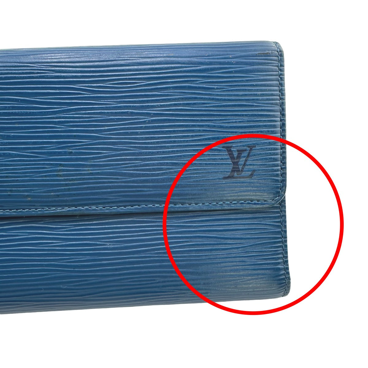 ルイヴィトン LOUIS VUITTON 長財布
長財布 エピ ポルトトレゾール・インターナショナル エピレザー M63385 トレドブルー LV
【SS】
【中古】
