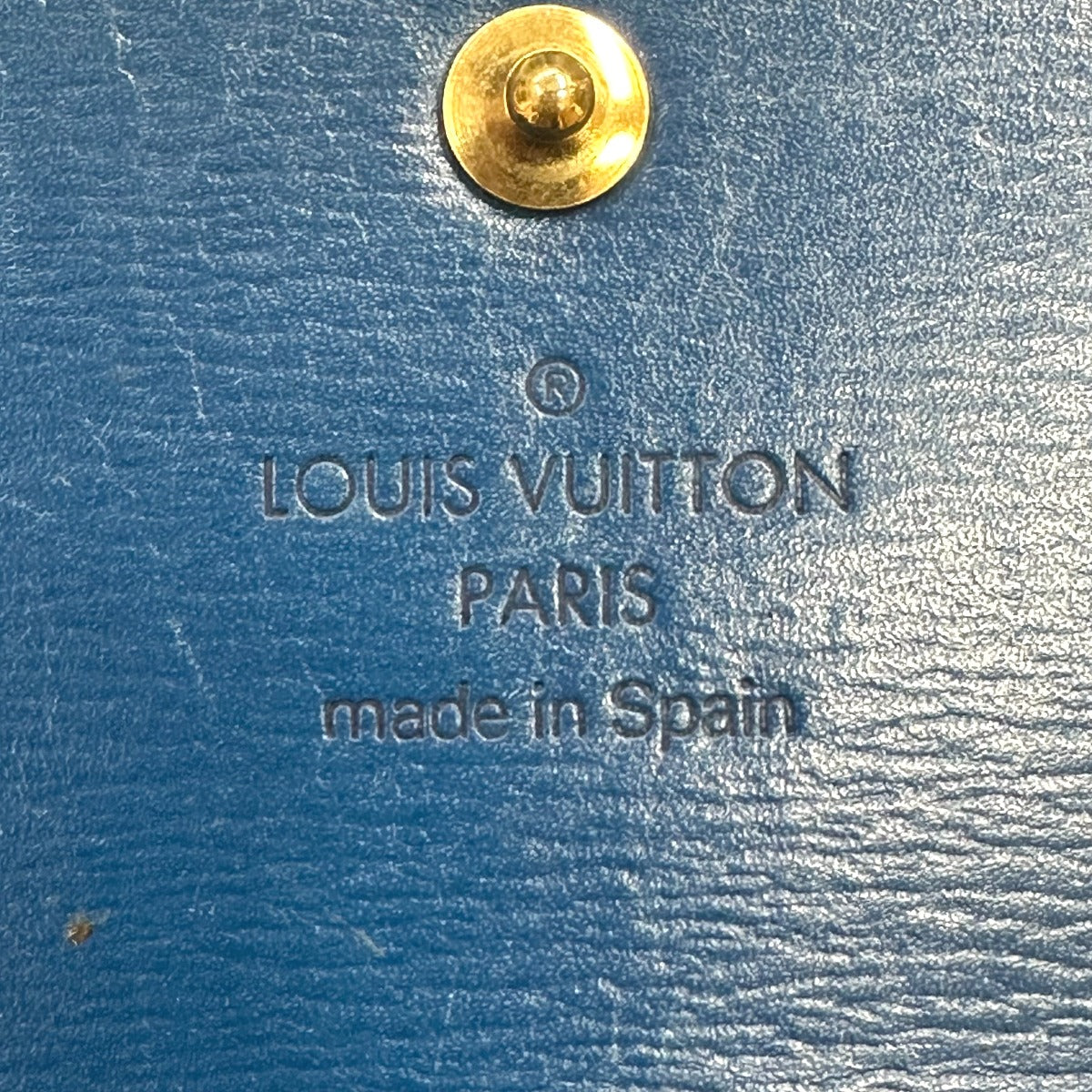 ルイヴィトン LOUIS VUITTON 長財布
長財布 エピ ポルトトレゾール・インターナショナル エピレザー M63385 トレドブルー LV
【SS】
【中古】