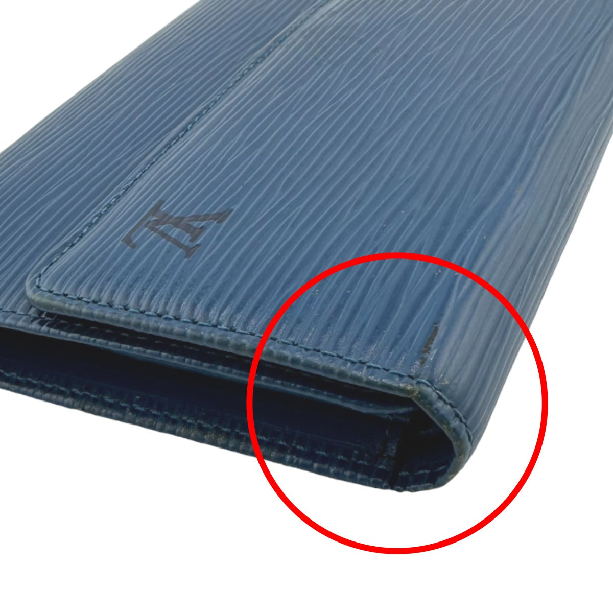ルイヴィトン LOUIS VUITTON 長財布
長財布 エピ ポルトトレゾール・インターナショナル エピレザー M63385 トレドブルー LV
【SS】
【中古】