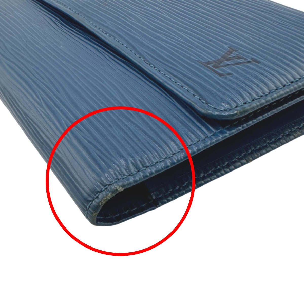 ルイヴィトン LOUIS VUITTON 長財布
長財布 エピ ポルトトレゾール・インターナショナル エピレザー M63385 トレドブルー LV
【SS】
【中古】