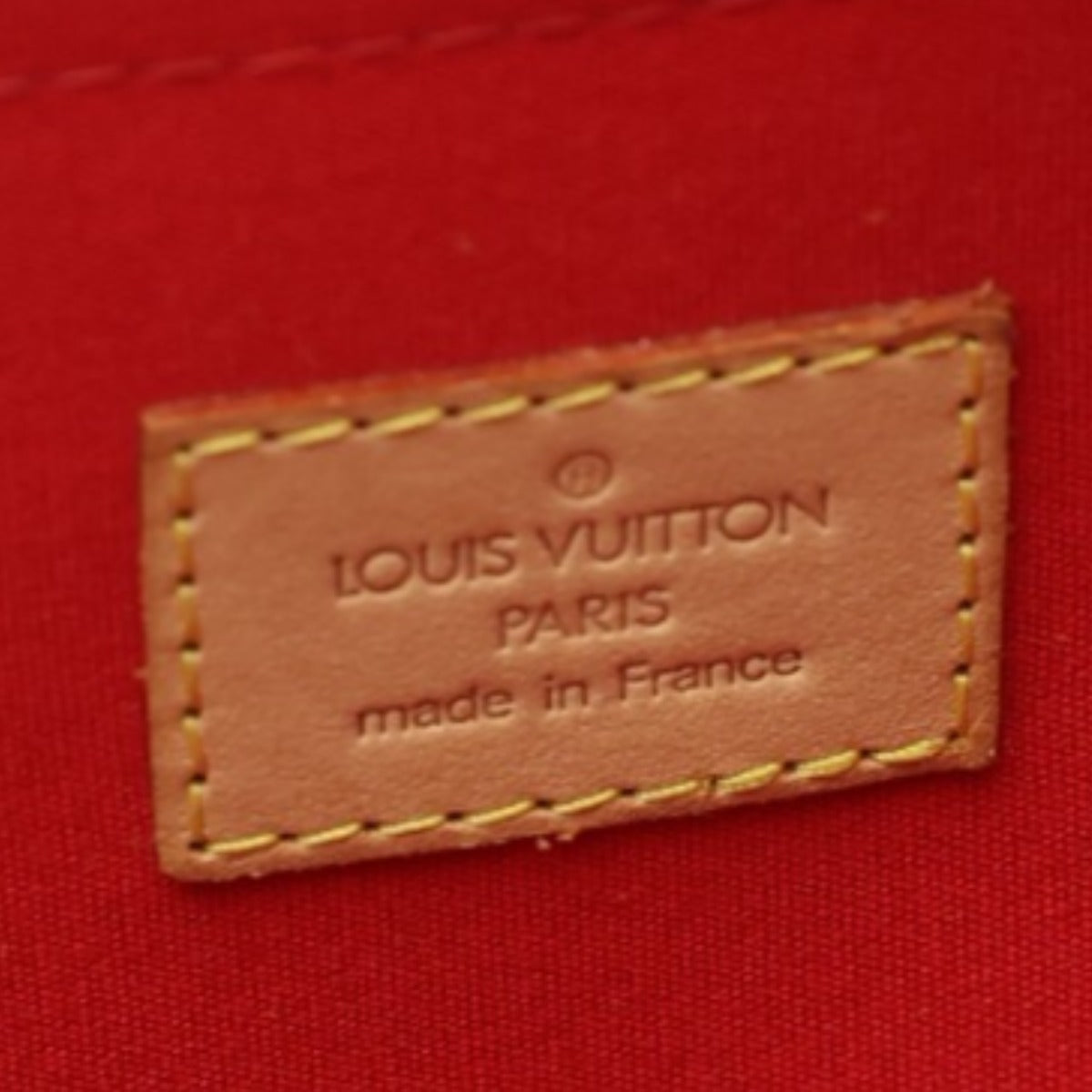 ルイヴィトン LOUIS VUITTON ショルダーバッグ
ショルダーバッグ ヴェルニ ビスケインベイGM パテントレザー M91287 ルージュ LV
【SS】
【中古】