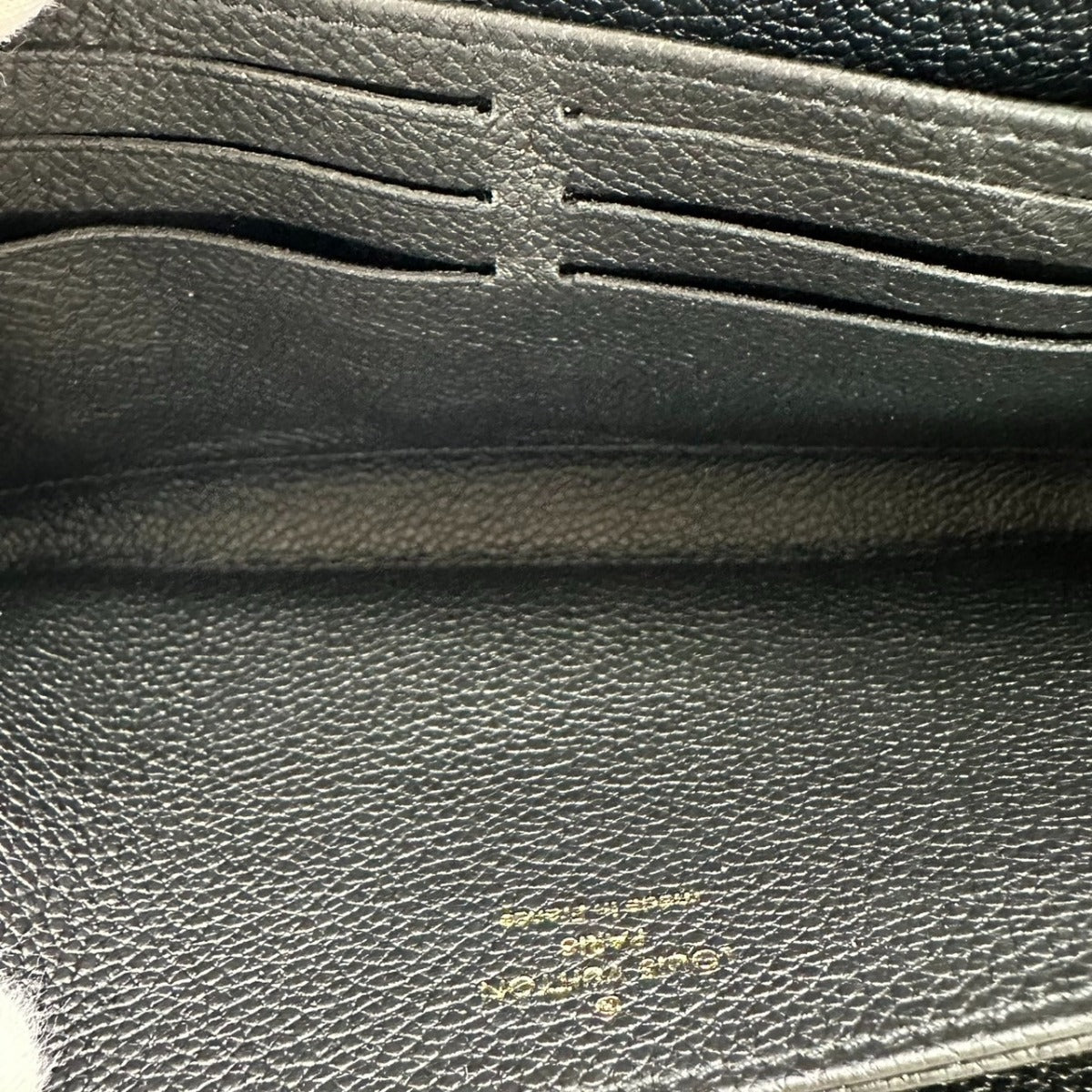 ルイヴィトン LOUIS VUITTON 長財布
ラウンドファスナー アンプラント ジッピーウォレット モノグラムアンプラント M80481 ブラックベージュ LV
【SS】
【中古】