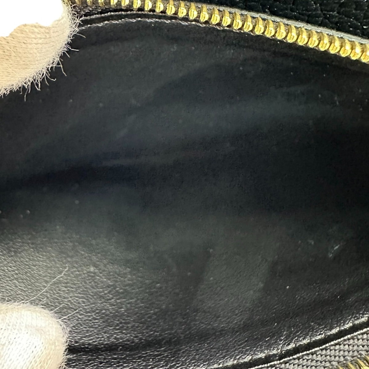 ルイヴィトン LOUIS VUITTON 長財布
ラウンドファスナー アンプラント ジッピーウォレット モノグラムアンプラント M80481 ブラックベージュ LV
【SS】
【中古】