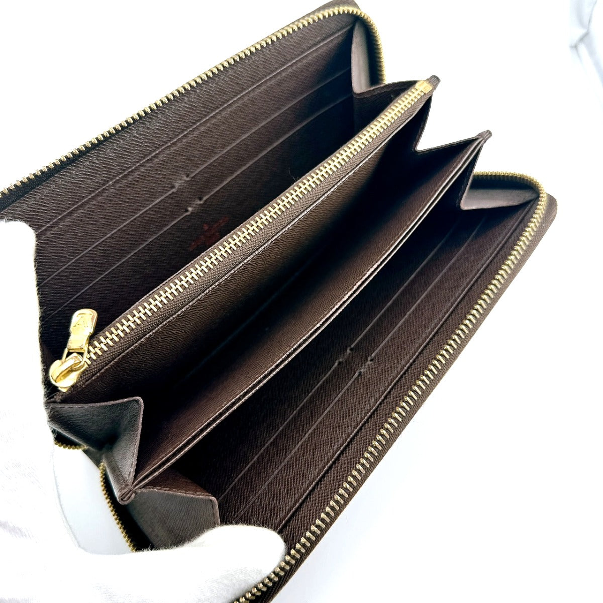 ルイヴィトン LOUIS VUITTON 長財布
ラウンドファスナー ダミエ ジッピーウォレット 旧型 N60015 ブラウン LV
【SS】
【中古】