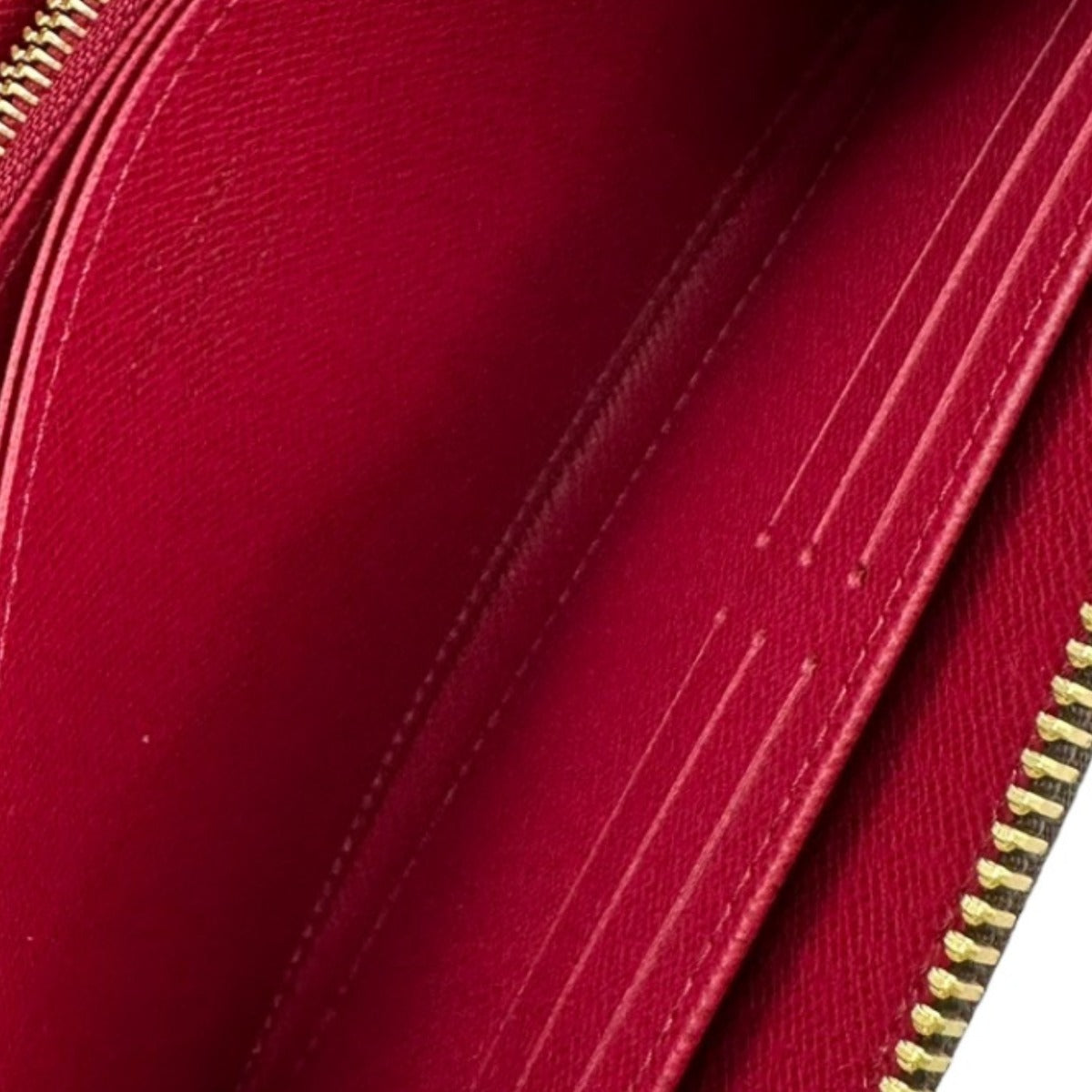 ルイヴィトン LOUIS VUITTON 長財布
ラウンドファスナー モノグラム フューシャ モノグラムキャンバス M41895 ブラウン LV
【SS】
【中古】