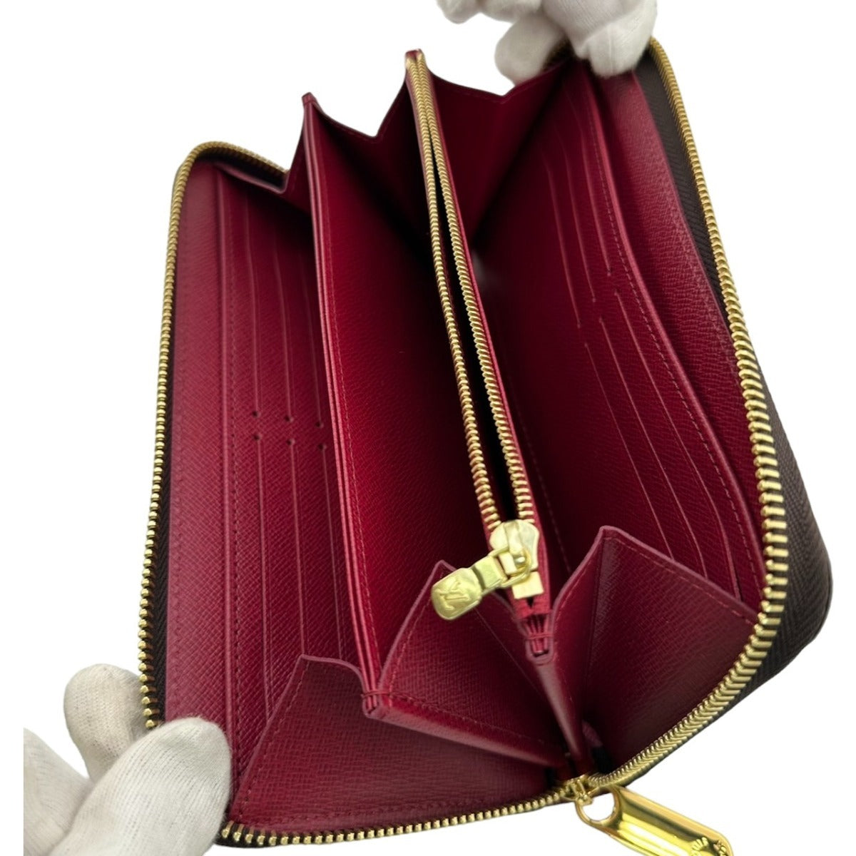 ルイヴィトン LOUIS VUITTON 長財布
ラウンドファスナー モノグラム フューシャ モノグラムキャンバス M41895 ブラウン LV
【SS】
【中古】
