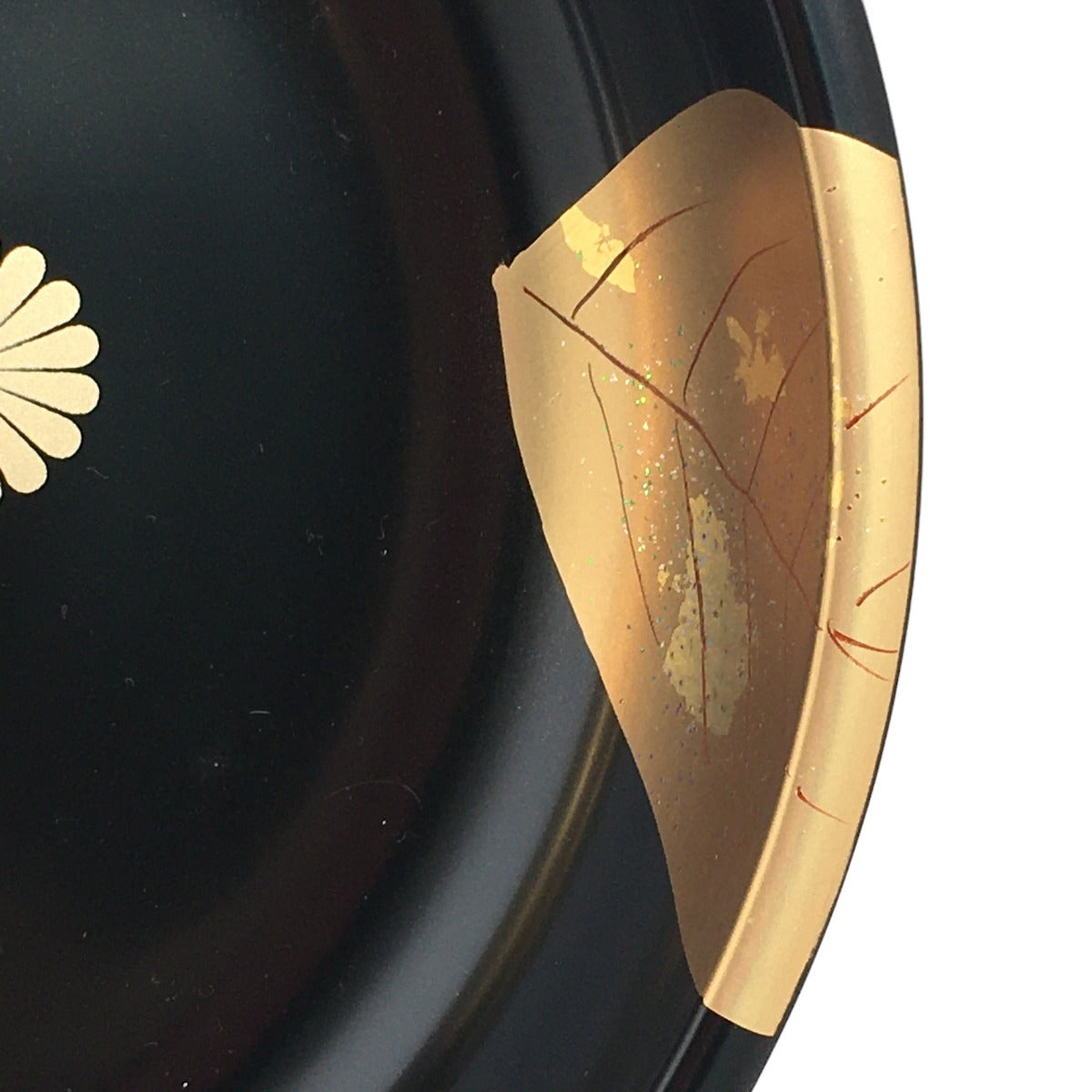 食器
ほてい菓子鉢 お皿 菊紋入 金彩 MK8873 ブラック 【SS】
【中古】