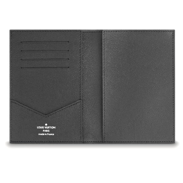LOUIS VUITTON Passport Case
Passport Cover Monogram Eclipse Couverture Passport NM M64501 Black LV