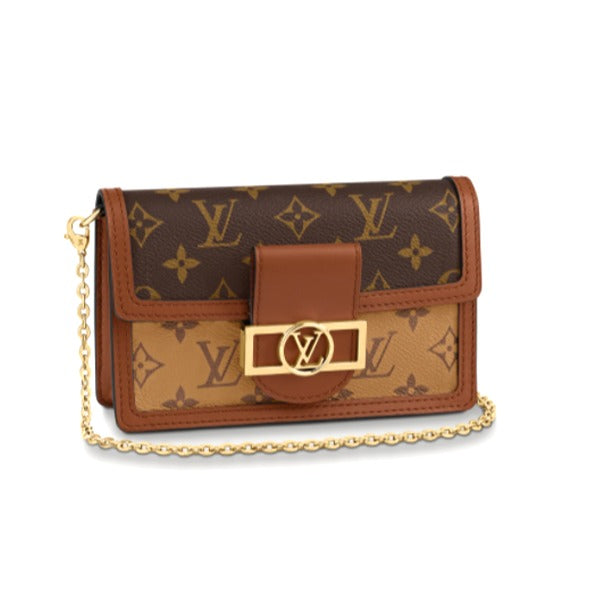 LOUIS VUITTON Shoulder Bag
Portefeuille Monogram Dauphine M68746 Brown LV