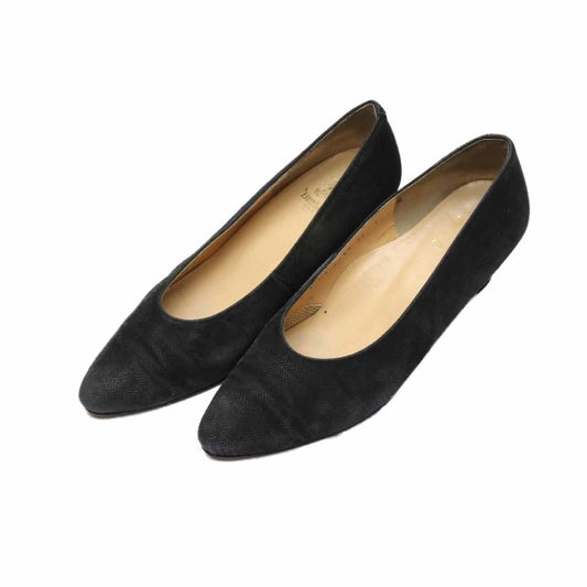 Burberry Pumps
 Suede pumps BURBERRYS Black [SS]
 【second hand】 