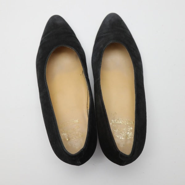 Burberry Pumps
 Suede pumps BURBERRYS Black [SS]
 【second hand】 