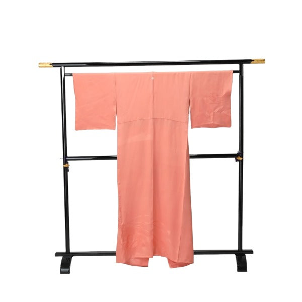 Tomesode
 Kimono, Japanese clothing, lined long kimono, pure silk, pink [H]
 【second hand】 