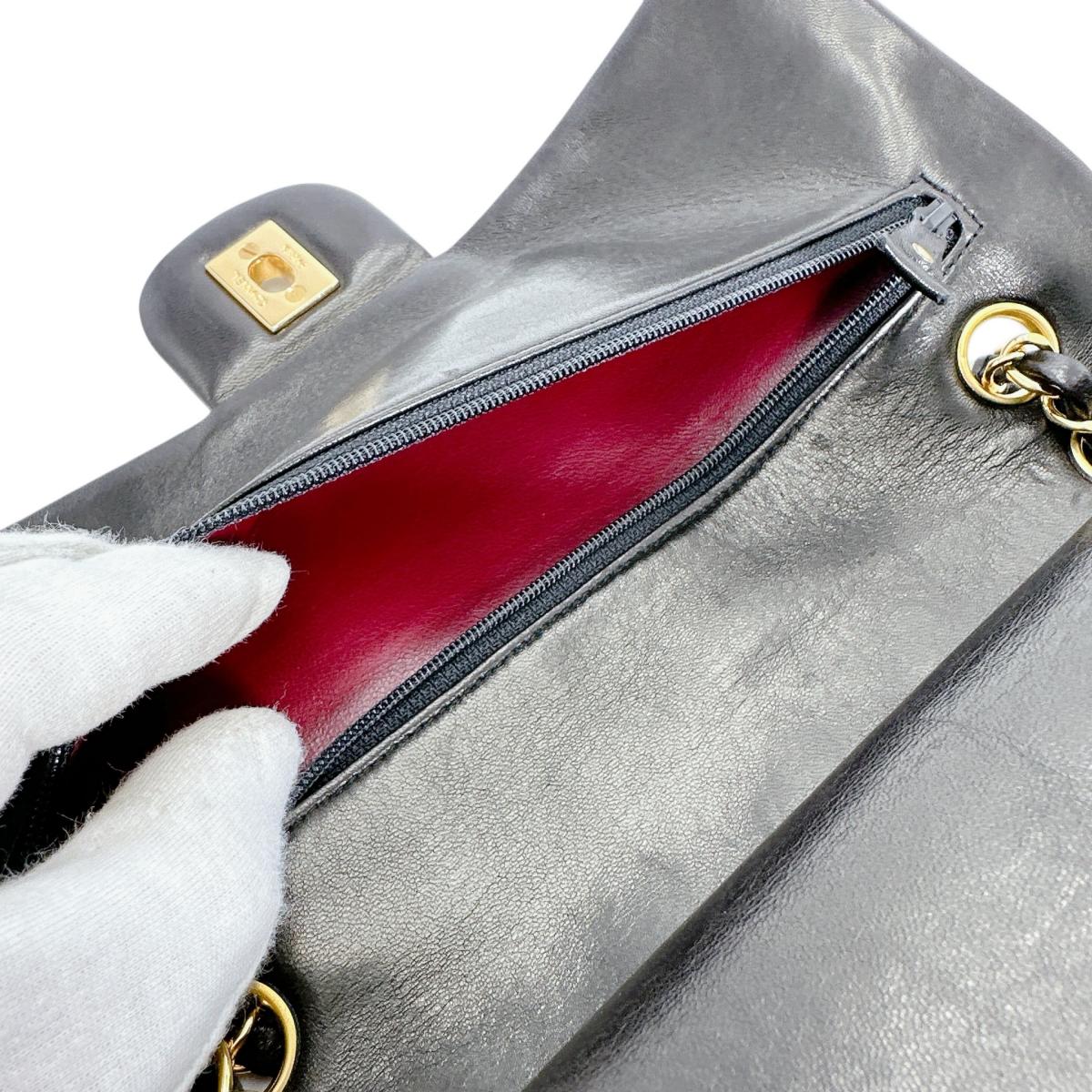 シャネル CHANEL ショルダーバッグ
 Wフラップ ラムスキン マトラッセ ラムスキン ブラック 【SS】
 【中古】