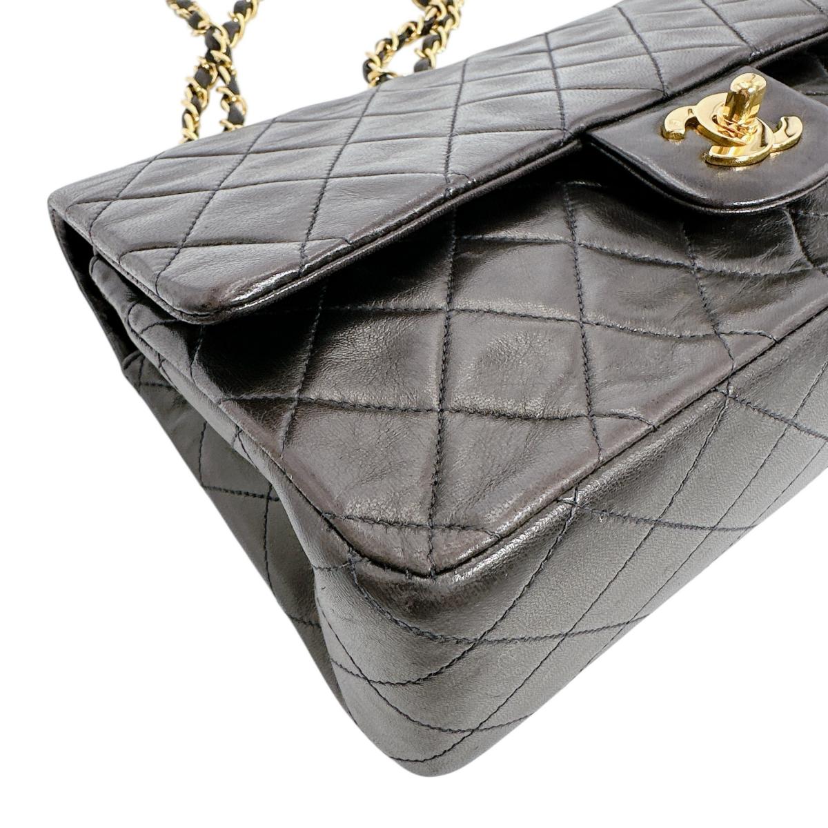 シャネル CHANEL ショルダーバッグ
 Wフラップ ラムスキン マトラッセ ラムスキン ブラック 【SS】
 【中古】