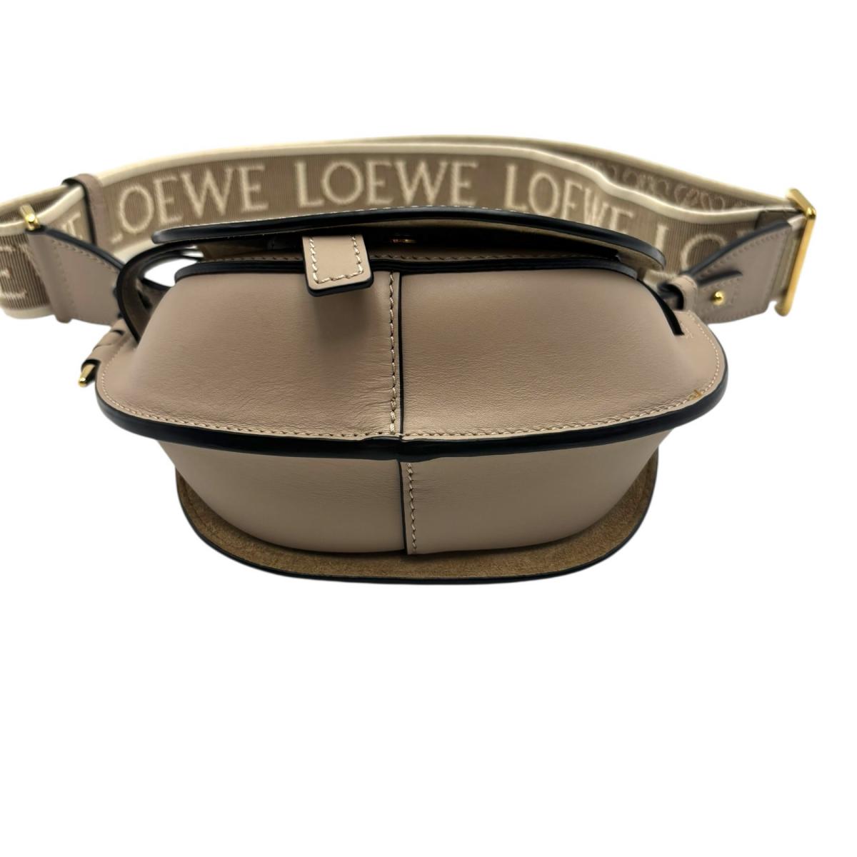 ロエベ LOEWE ショルダーバッグ
 ミニバッグ ゲードデュアル レザー ベージュ 【SS】
 【中古】