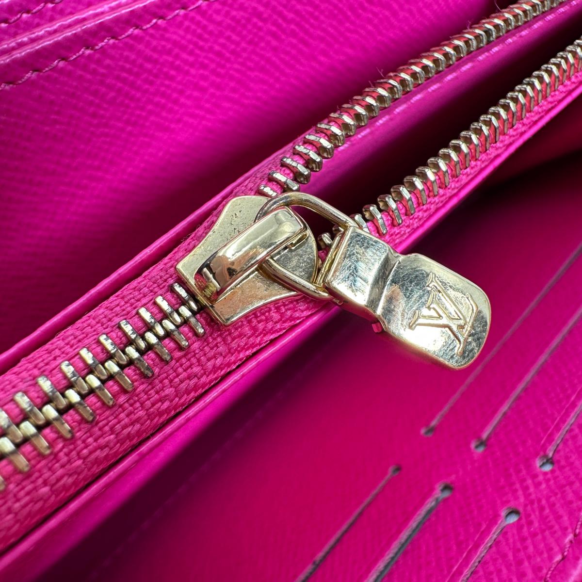 ルイヴィトン LOUIS VUITTON 長財布
 日本限定 モノグラム ジッピーウォレット LV × TM モノグラムキャンバス M13922 マルチカラー LV
 【SS】
 【中古】