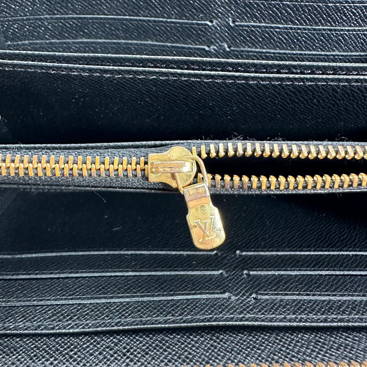 ルイヴィトン LOUIS VUITTON 長財布
 長財布 ジャイアントリバース ジッピー・ウォレット モノグラムキャンバス M69353 ブラウン LV
 【SS】
 【中古】