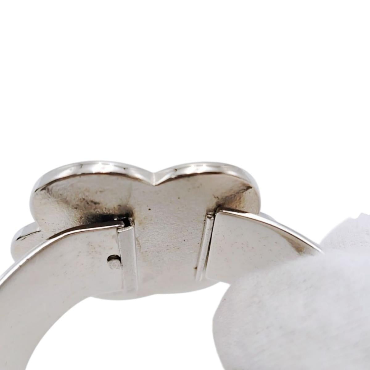 シャネル CHANEL バングル
 ブレスレット 98P マメ有 カメリア メタル ブラック×ホワイト 【SS】
 【中古】