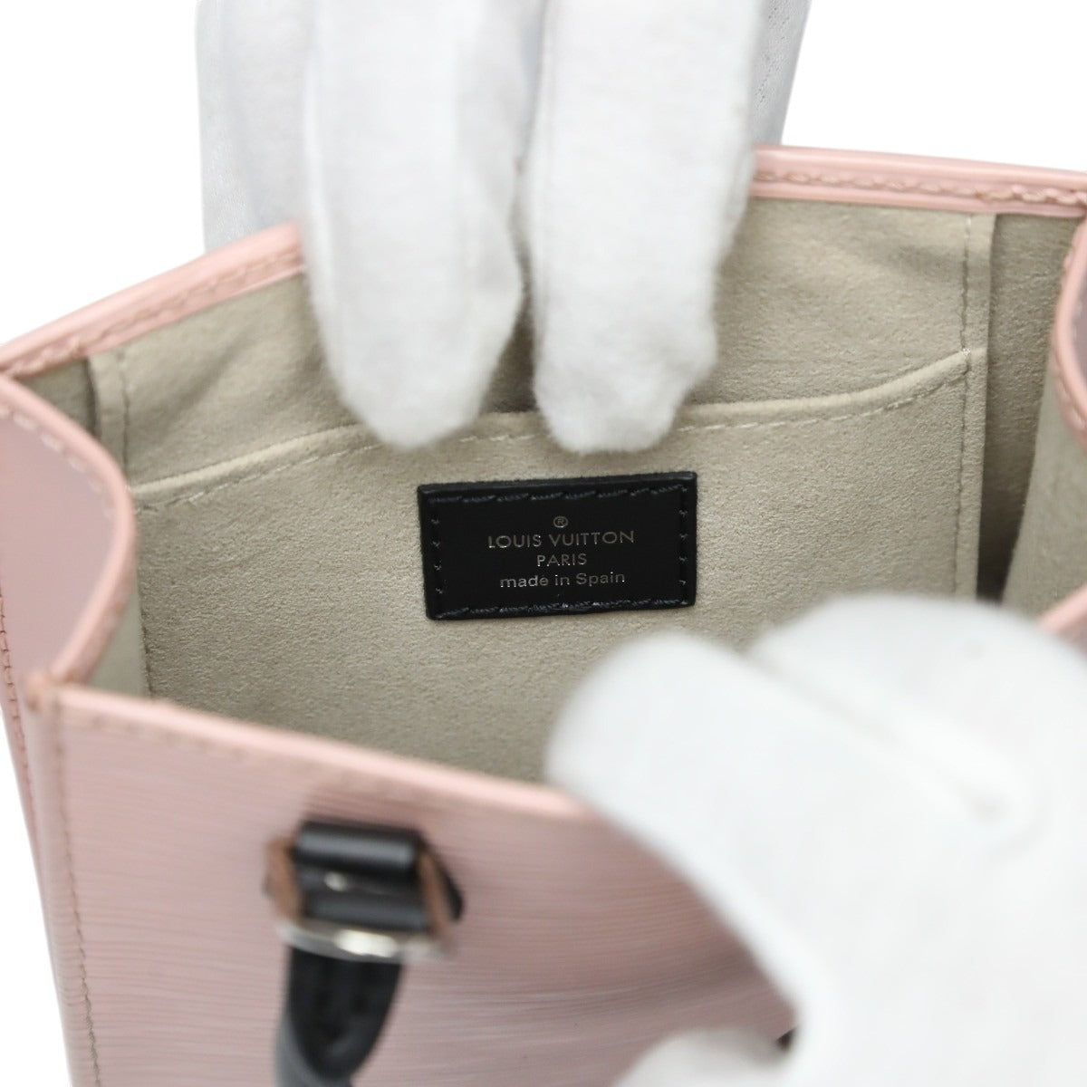 ルイヴィトン LOUIS VUITTON ハンドバッグ
 ショルダーバッグ エピ プティット･サックプラ エピレザー M69575 ローズバレリーヌ LV
 【SS】
 【中古】