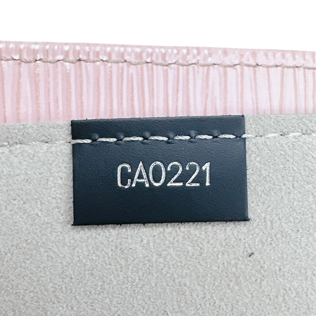 ルイヴィトン LOUIS VUITTON ハンドバッグ
 ショルダーバッグ エピ プティット･サックプラ エピレザー M69575 ローズバレリーヌ LV
 【SS】
 【中古】