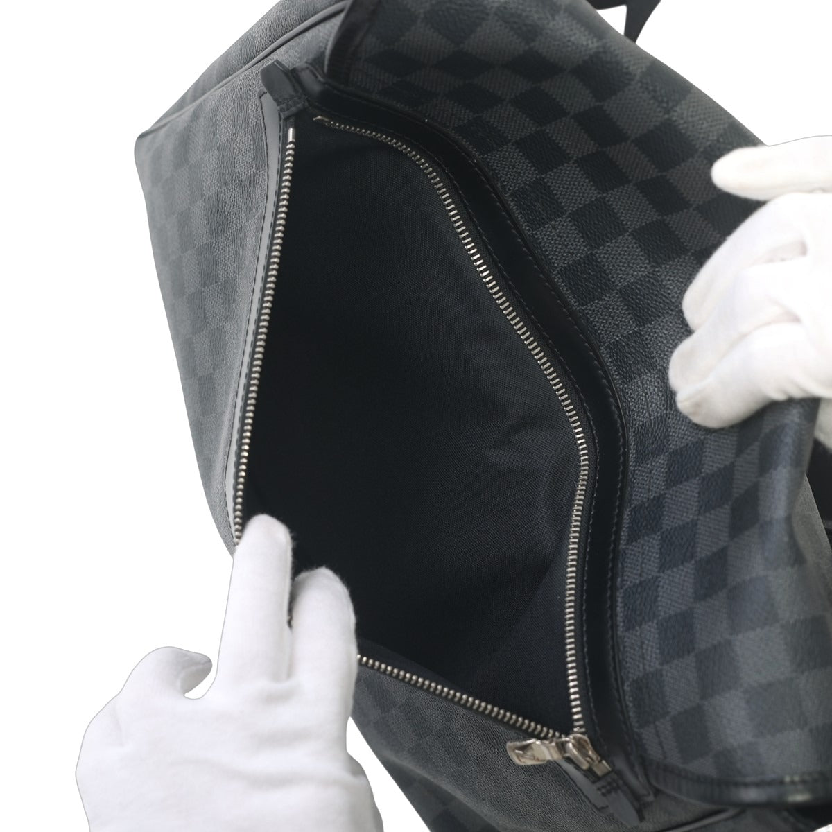 ルイヴィトン LOUIS VUITTON ショルダーバッグ
 ショルダーバッグ ダミエグラフィット ダニエルGM レザー N58033 ブラック LV
 【SS】
 【中古】