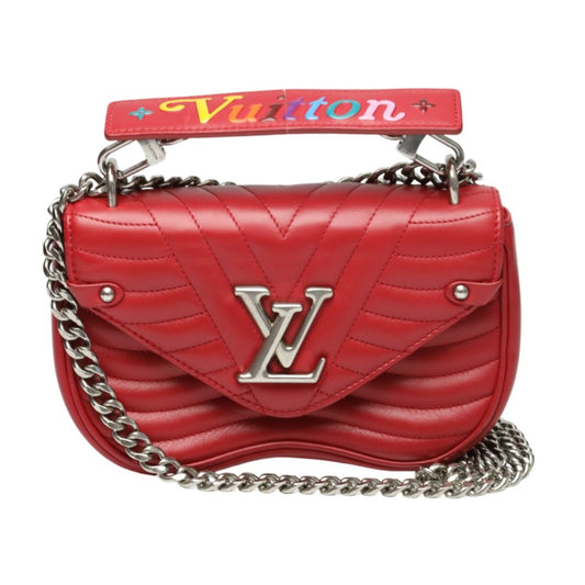 ルイヴィトン LOUIS VUITTON ショルダーバッグ
 ショルダーバッグ チェーントート ニューウェーブ レザー M51930 レッド LV
 【SS】
 【中古】
