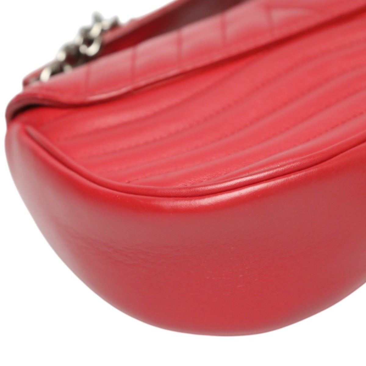 ルイヴィトン LOUIS VUITTON ショルダーバッグ
 ショルダーバッグ チェーントート ニューウェーブ レザー M51930 レッド LV
 【SS】
 【中古】