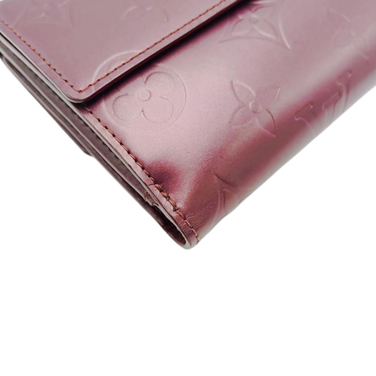 ルイヴィトン LOUIS VUITTON 二つ折り財布
 二つ折り財布 モノグラムマット ポルトフォイユ･エリーズ モノグラムマット M65126 バイオレット LV
 【SS】
 【中古】