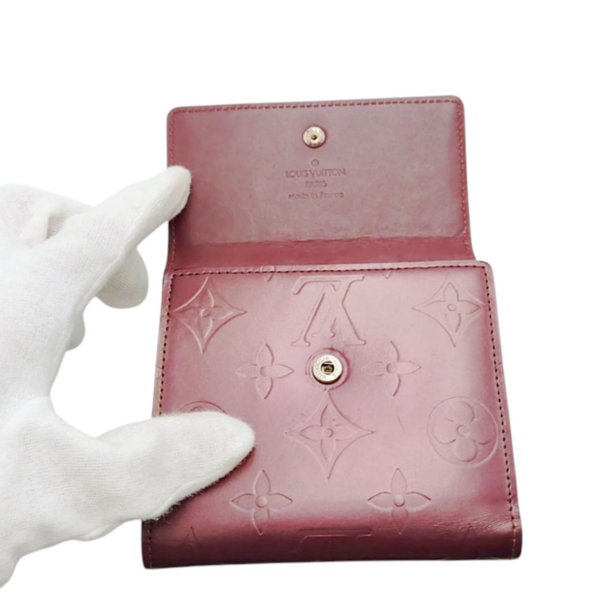 ルイヴィトン LOUIS VUITTON 二つ折り財布
 二つ折り財布 モノグラムマット ポルトフォイユ･エリーズ モノグラムマット M65126 バイオレット LV
 【SS】
 【中古】