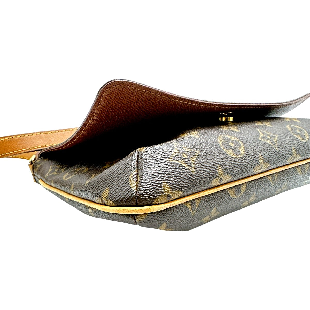 ルイヴィトン LOUIS VUITTON ショルダーバッグ
 ショルダーバッグ モノグラム ミュゼット･タンゴ･ショート モノグラムキャンバス M51257 ブラウン LV
 【SS】
 【中古】