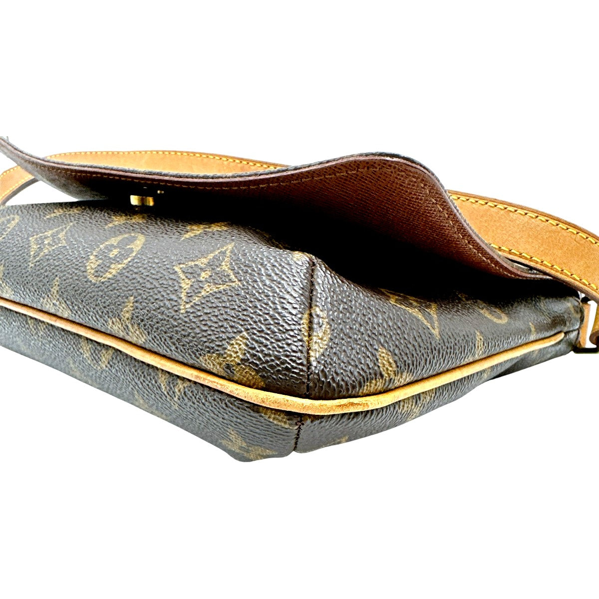 ルイヴィトン LOUIS VUITTON ショルダーバッグ
 ショルダーバッグ モノグラム ミュゼット･タンゴ･ショート モノグラムキャンバス M51257 ブラウン LV
 【SS】
 【中古】