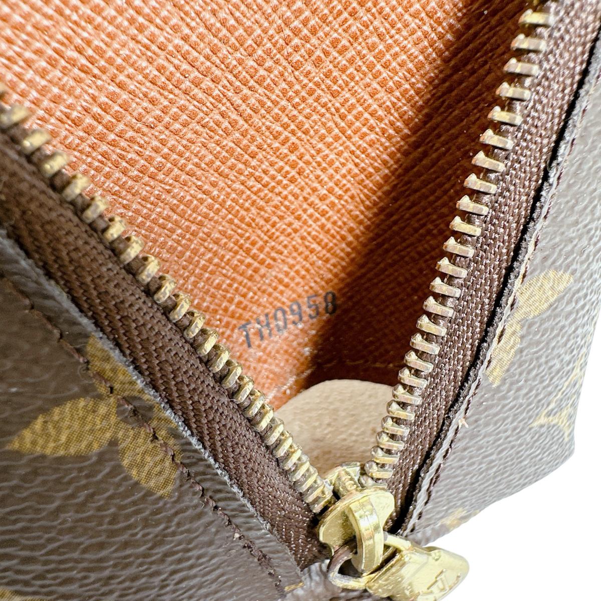 ルイヴィトン LOUIS VUITTON ポーチ
 ポーチ モノグラム トゥルース･ドゥミロンド モノグラムキャンバス M47520 ブラウン LV
 【SS】
 【中古】