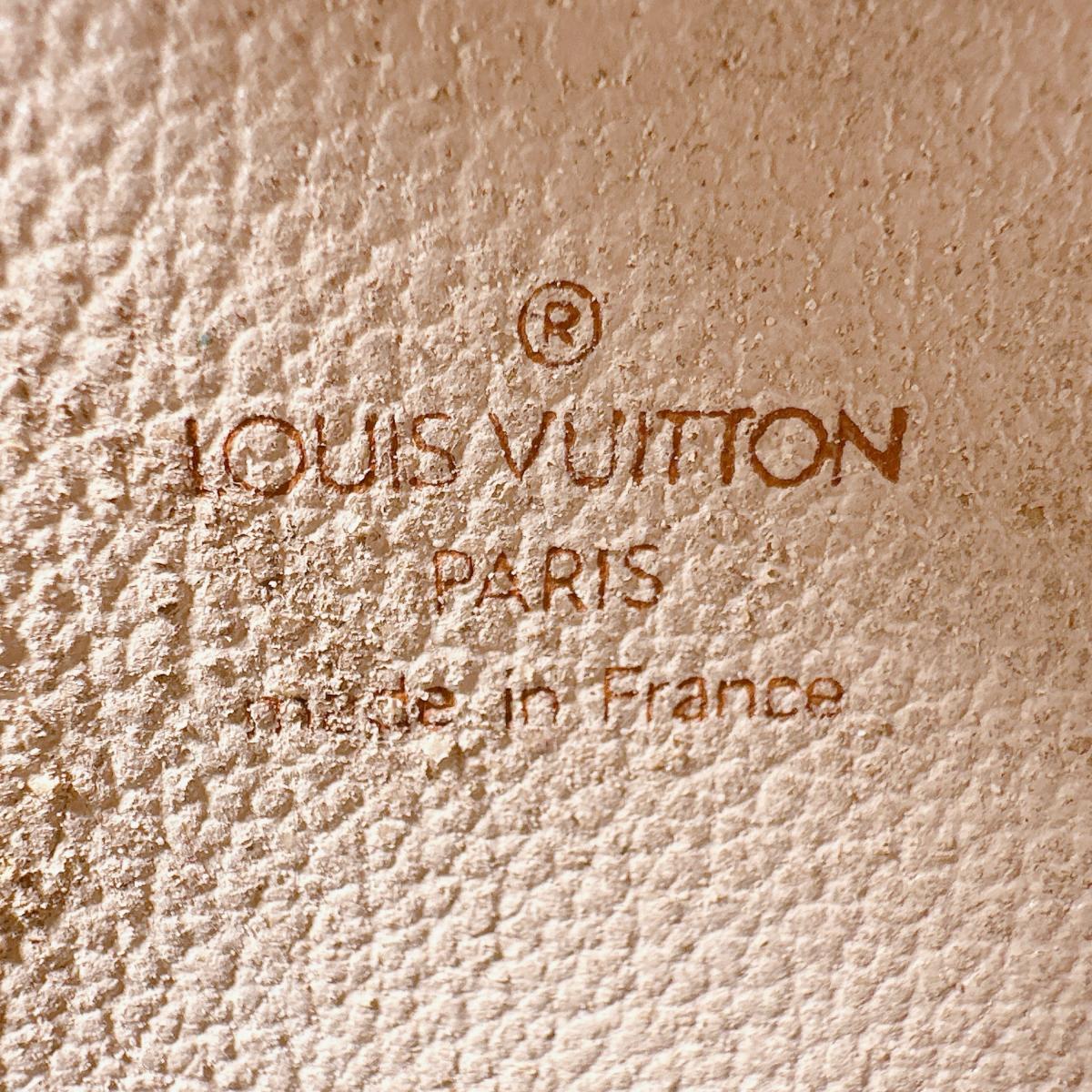 ルイヴィトン LOUIS VUITTON ポーチ
 ポーチ モノグラム トゥルース･ドゥミロンド モノグラムキャンバス M47520 ブラウン LV
 【SS】
 【中古】