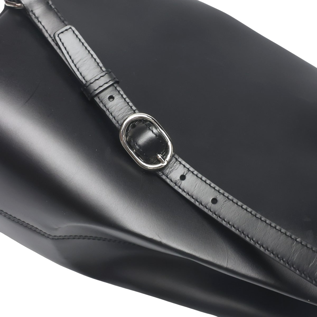 カルティエ CARTIER ショルダーバッグ
 ショルダーバッグ パンサー パンテール レザー ブラック 【SS】
 【中古】