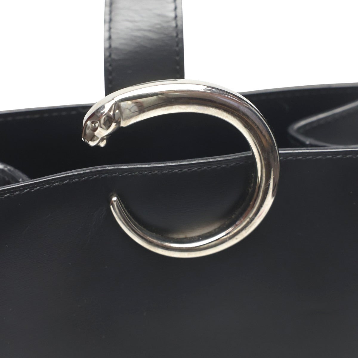 カルティエ CARTIER ショルダーバッグ
 ショルダーバッグ パンサー パンテール レザー ブラック 【SS】
 【中古】