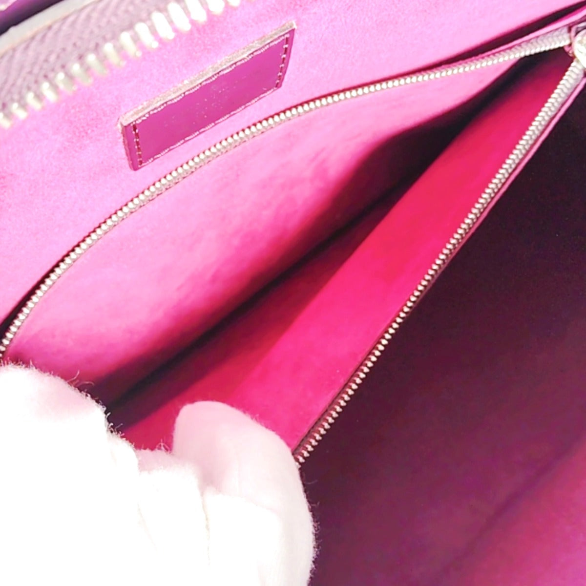 ルイヴィトン LOUIS VUITTON ハンドバッグ
 ハンドバッグ エピ ポンヌフPM エピレザー M5907K カシス LV
 【SS】
 【中古】